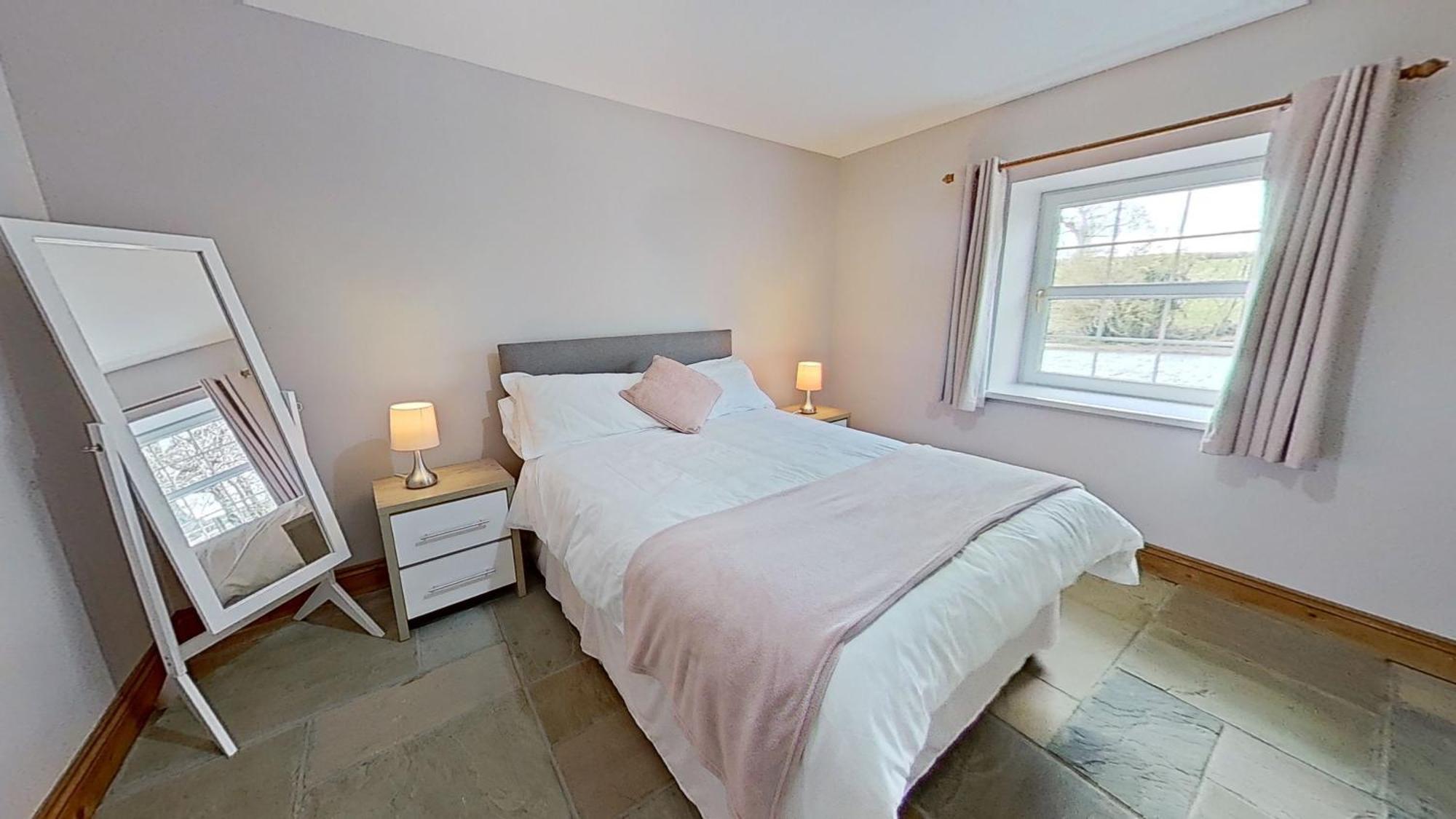 The Barn. Apartment Кармартън Екстериор снимка